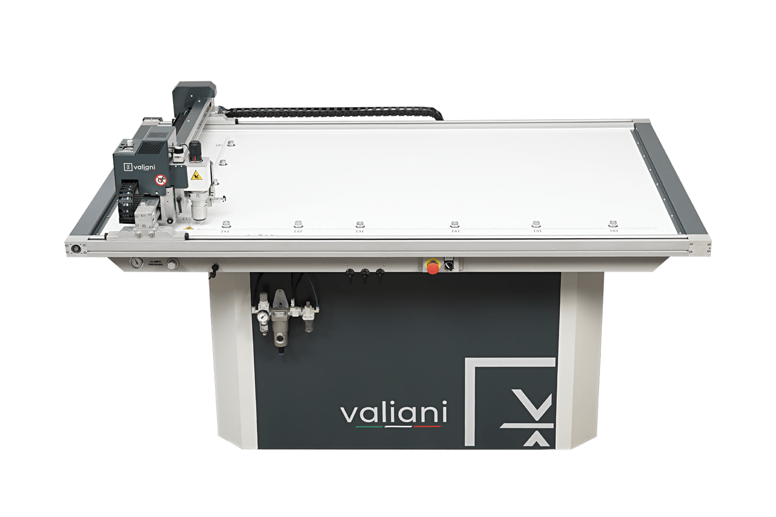 Valiani Invicta AP Serisi kesim masası. Valiani logosu görülüyor.